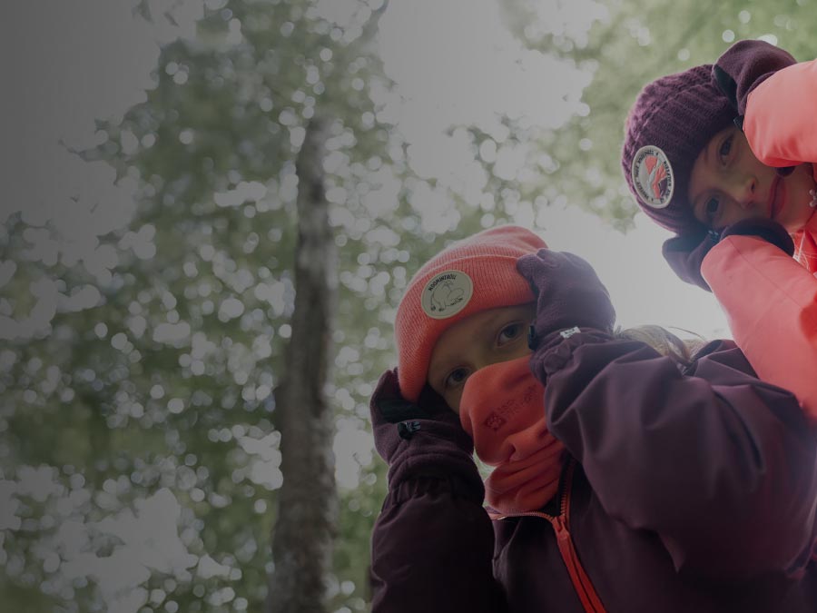 Des vestes chaudes pour les aventures en automne